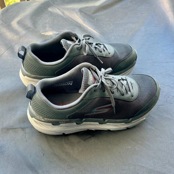 Men's 10.5W GO RUN Skechers shoes - Picture 1 of 6